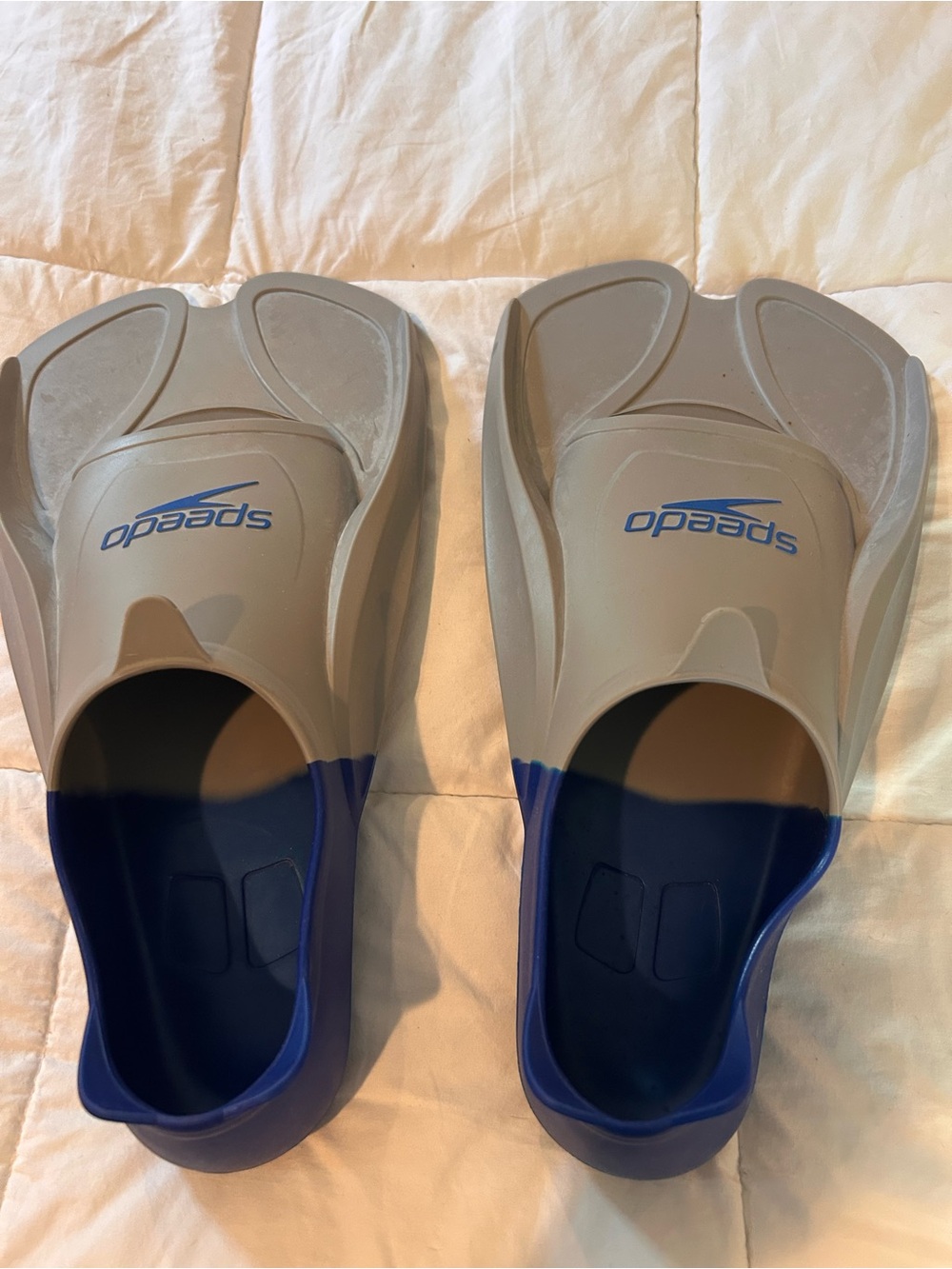 Speedo Men’s Gray and Blue Training Swim Fins